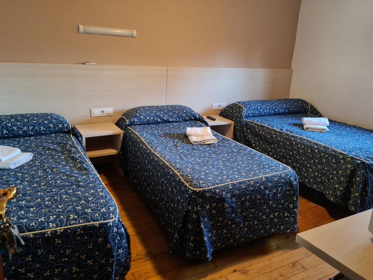 Pension La Principal Torrelavega Exteriér fotografie