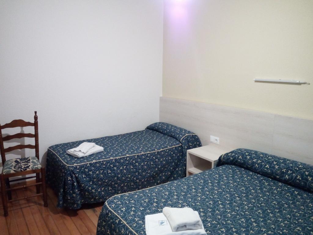Pension La Principal Torrelavega Exteriér fotografie