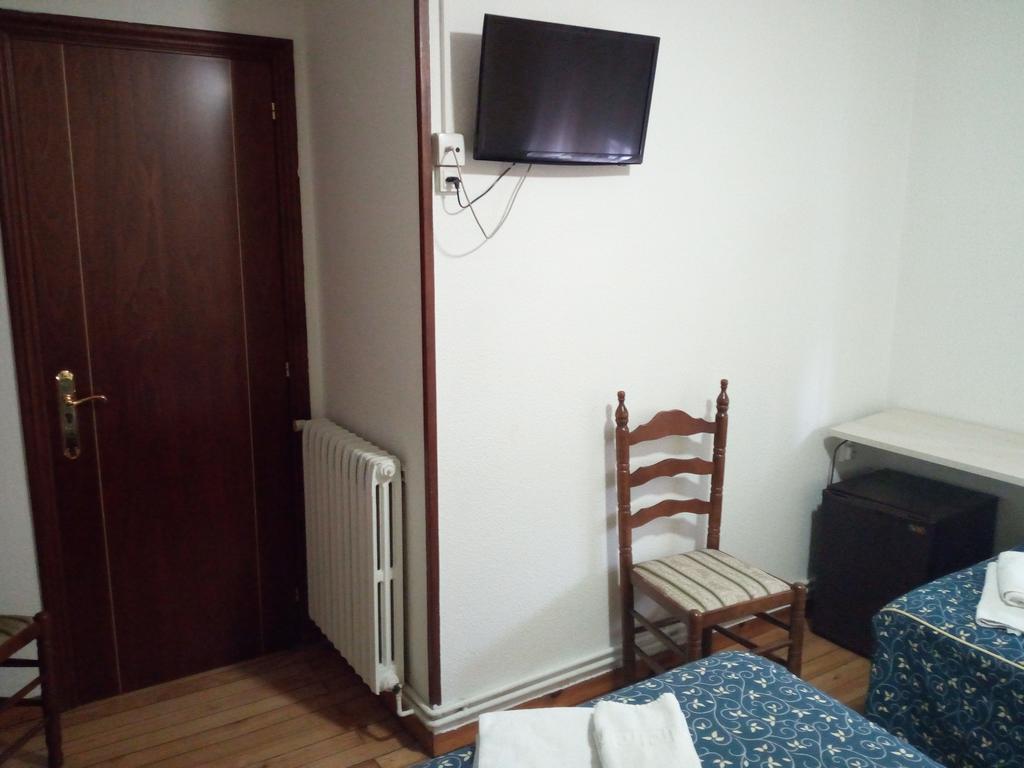 Pension La Principal Torrelavega Exteriér fotografie